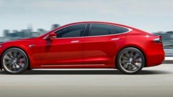 La aventura en el desierto del conductor de un coche automático Tesla