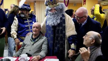 Detrás de la barba blanca de Melchor hay un conocido cantante: ¿sabes quién es?