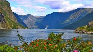 Montañas, agua y paisajes impresionantes: los fiordos más bonitos del mundo (FOTOS)