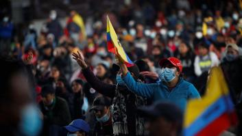 El Gobierno de Ecuador reduce los precios del combustibles para frenar las protestas