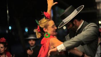 La chuleta definitiva para que los hombres aprendan a bailar sevillanas