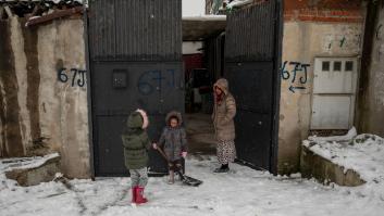 Denuncian la muerte de un vecino en la Cañada Real por la falta de electricidad
