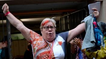 Un cura simula una misa mientras cuentan votos del 1-O en su iglesia por si tenía que despistar a la policía