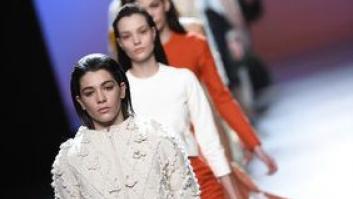 Leandro Cano, el diseñador que lleva los paisajes de Andalucía a la moda (FOTOS)