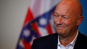 Dimite el político alemán elegido con votos de la ultraderecha