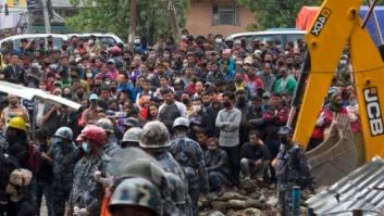 El drama de Nepal: casi 5.500 muertos y 11.000 heridos