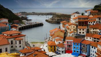 En Reino Unido se obsesionan con la desconocida aldea de España repleta de 'casas colgantes' y paz