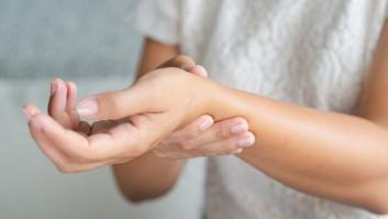 Así es la triste realidad de una madre con dolores crónicos