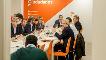 Lío en Ciudadanos durante la votación de compromisarios: "Es imposible votar"