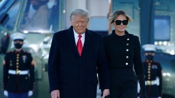 Melania Trump: de luto total pero sonriendo como en su vida