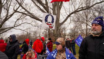 QAnon, desde dentro: los conspiranoicos, destrozados por la investidura de Biden