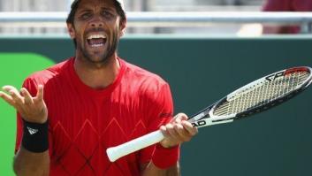 Verdasco pide en pleno partido que expulsen a un espectador que resulta ser el "jodido" padre de Kokkinakis