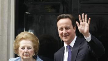 Un conservador británico insulta a sus rivales en un discurso de victoria postelectoral