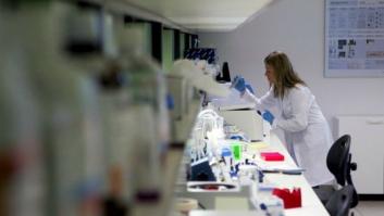 Varios científicos solicitan al Gobierno el confinamiento total