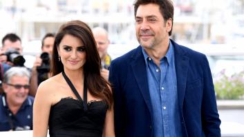 Penélope Cruz y Javier Bardem donan guantes y mascarillas a un hospital