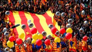 Miles de personas se manifiestan en Barcelona bajo el lema "Ahora más que nunca, 'seny'"