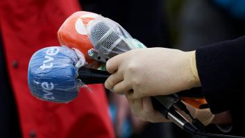 Las asociaciones de periodistas piden a Moncloa que mejore el sistema de preguntas en las comparecencias