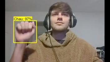 El asombroso invento de un joven que puede revolucionar el lenguaje de signos