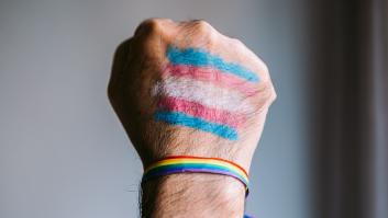 Vivir con un DNI que no te identifica: la dura realidad de las personas trans