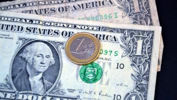 El euro alcanza la paridad con el dólar por primera vez en 20 años ante el temor a una recesión