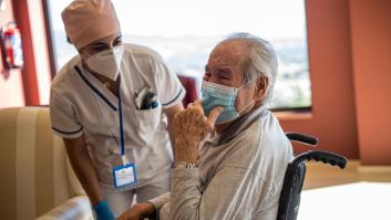 Andalucía llega al Parlamento británico por uno de sus tratamientos frente al covid