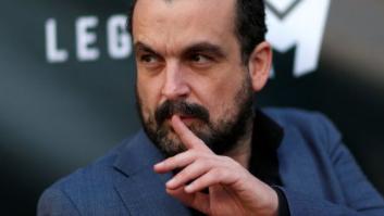 Nacho Vigalondo desmonta 'Y nos dieron las diez' de Joaquín Sabina con 10 tuits