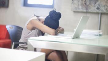 Lo de llorar en el trabajo a veces pasa: ésta es la forma de gestionarlo