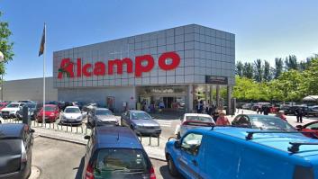 Lo que se ha encontrado en un Alcampo en pleno mes de agosto llama y mucho la atención