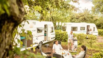 Veranear en caravana: de verse como "cutre" a "colapso" y meses de espera para hacerse con una