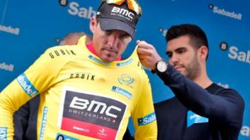 La Volta a la Comunidad Valenciana sube azafatos al podio