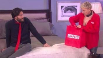 El erótico (y gracioso) momento del protagonista de 'Cincuenta sombras' con Ellen DeGeneres