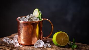 La historia del Moscow Mule, el ‘cóctel-hit’ de Bad Bunny en 2022