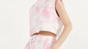 Bershka vende la versión verano del chándal que ha triunfado entre las famosas durante la cuarentena