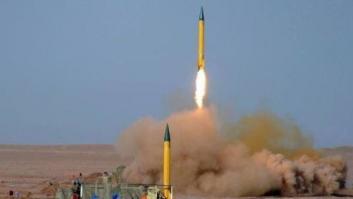 Irán efectúa amplias maniobras militares que incluyen pruebas con misiles