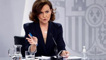 Ahorcan una muñeca con la cara de Carmen Calvo en Santiago por su postura sobre la Ley Trans