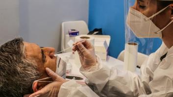 Los contagios, los fallecimientos y las hospitalizaciones se ralentizan