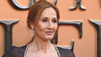Amenazan de muerte a J.K. Rowling tras su mensaje sobre el ataque a Rushdie