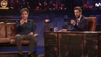 Ernesto Sevilla regala un 'pastizal' a un hombre del público de 'La Resistencia'