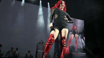 Sorpresa ante la respuesta del público cuando Rosalía cantó "F de..."