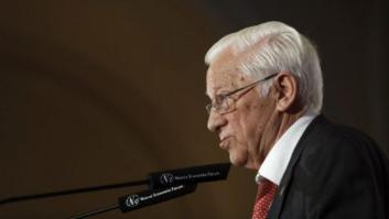 El vaticinio de el padre Ángel sobre Trump: "Le cambiarán por las malas, destituyéndole"