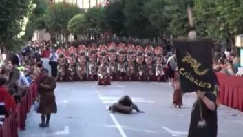 El caimán humano de Villena amenaza el reinado del oso perjudicado de Cádiz en Twitter