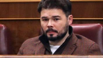 El aplaudido tuit de Rufían sobre los millones perdidos en el rescate bancario y un lazo amarillo luminoso