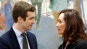 Pablo Casado acusa a "independentistas y populistas" de crear las 'fake news' y un tuitero le pega el corte de su vida