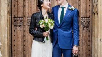 19 novias que triunfaron al combianar su vestido con una chaqueta de cuero
