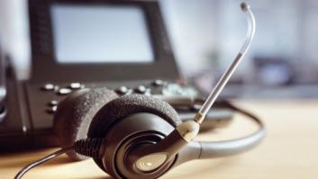 Una usuaria denuncia que una telefonista de Jazztel la insultó por hablar en catalán