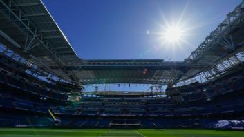 Sorpresa generalizada por el estado del césped del Bernabéu, plantado hace diez días