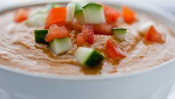 30 recetas de cremas y sopas frías que te harán desear que haga calor todo el año (FOTOS)