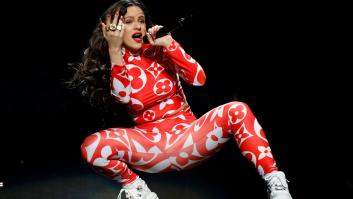 Rosalía suma otra excentricidad a su vestuario: unos zapatos de 1.270 euros que son para verlos