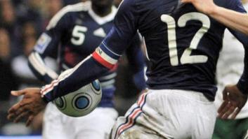 La FIFA sobornó a la Federación irlandesa para que no recurriera una mano de Henry que eliminó a Irlanda