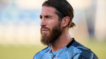 Twitter es un clamor con el 'look' de Sergio Ramos para estar en la grada: su parecido es evidente
